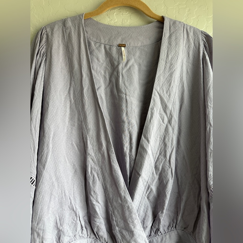 FREE PEOPLE Dream Girl Plunging Wrap Top Purple - Large - Picture 6 of 14